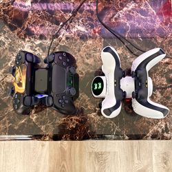 Ps5 controllers and charging docks