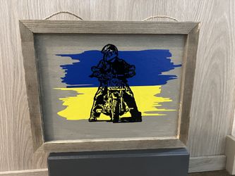 Motorcycle Art with Ukrainian Flag 