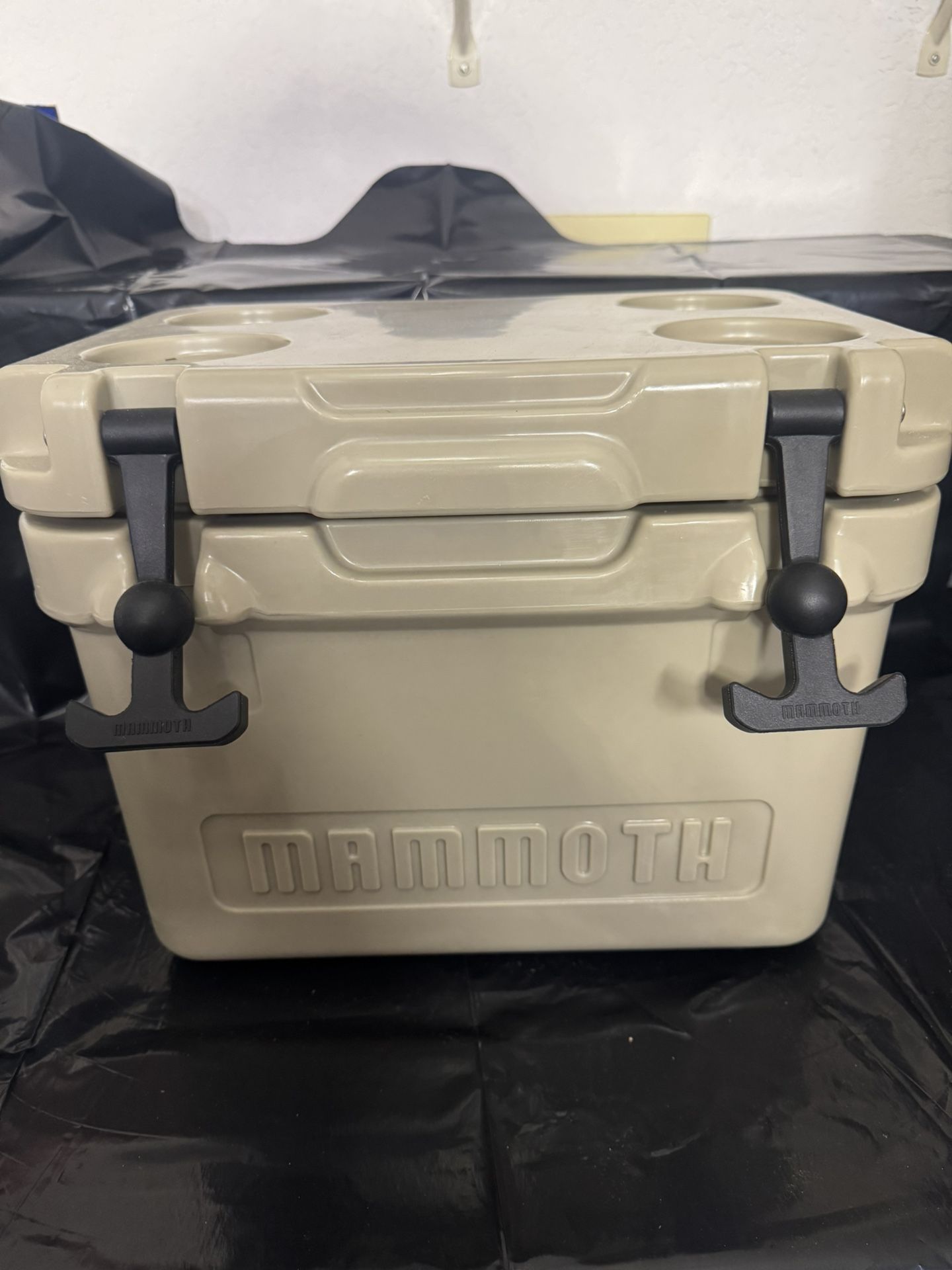 Mammoth 15 Cooler