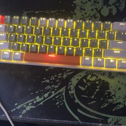 E-yooso 60% Mechanical Gaming Keyboard – Compact & Gold RGB