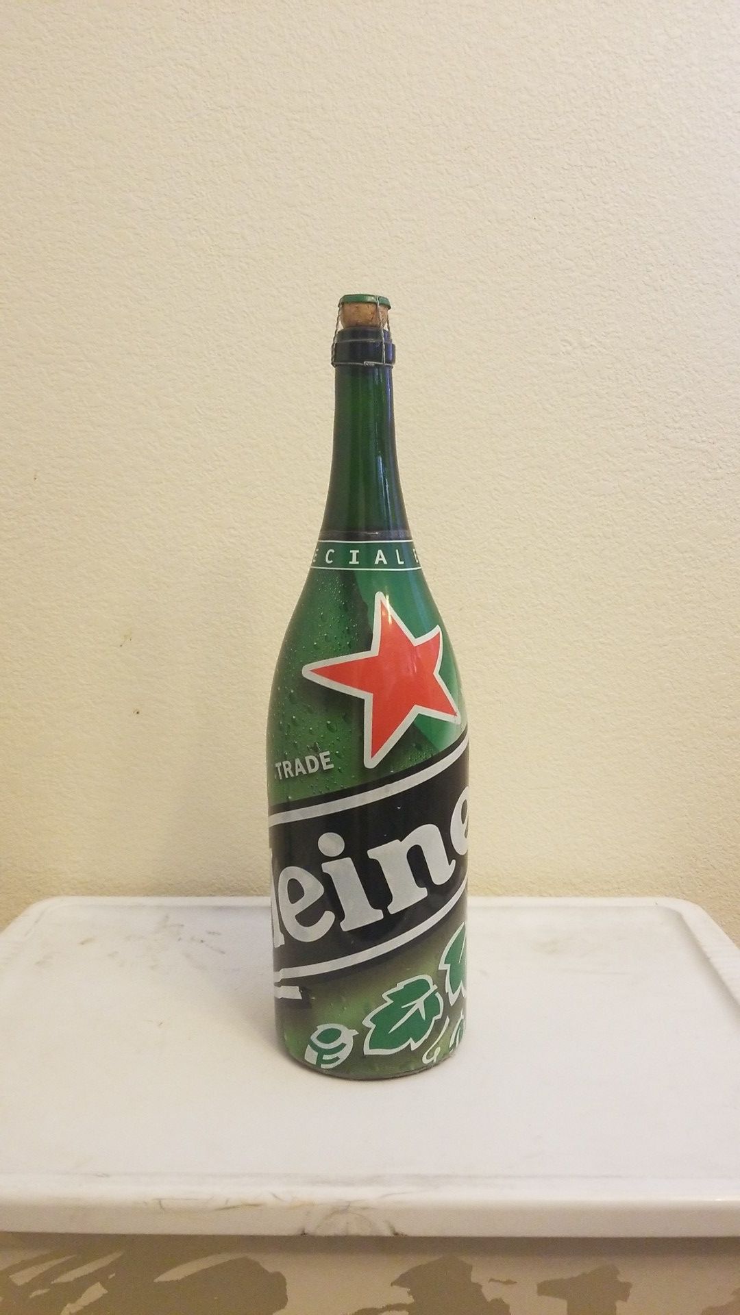 3 qt. 5.4oz Heineken Magnum Bottle UNOPENED bar decor