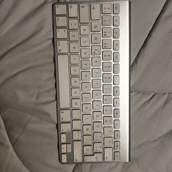 Wireless Apple Keyboard 