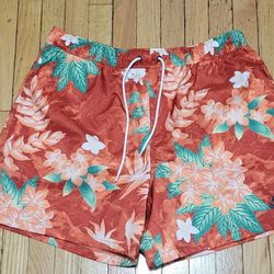 Nike Sportswear Standard Fit Above Knee Length Swim Trunks XL