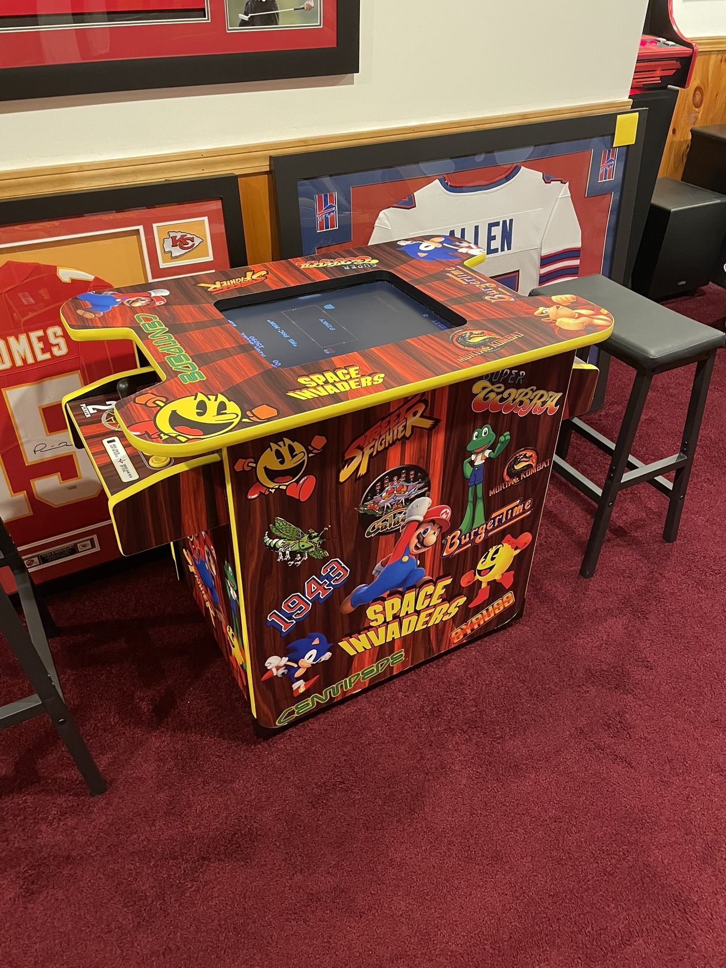 Floor Model Arcade