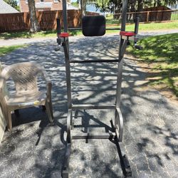 Pull Up Stand 
