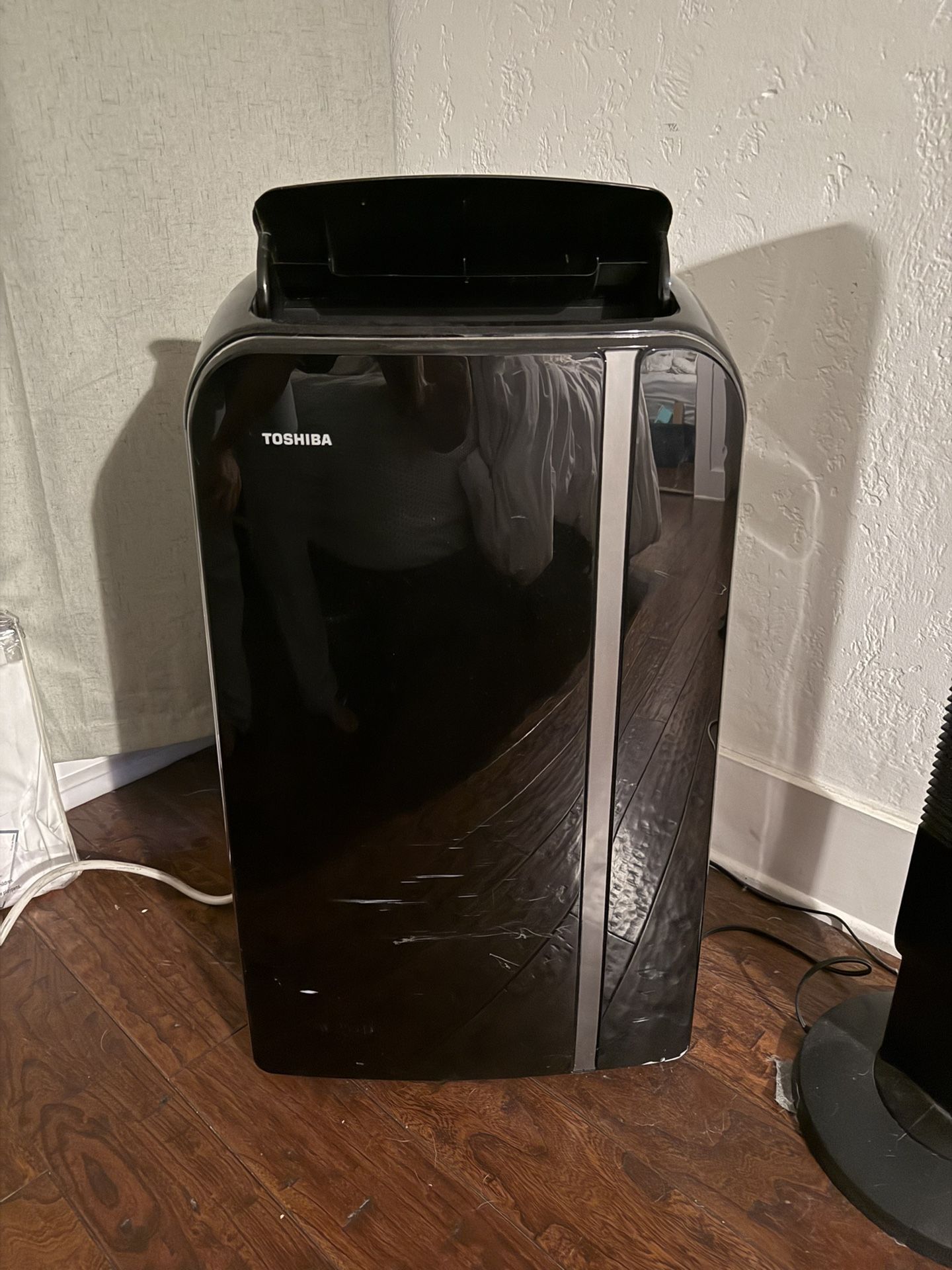 Toshiba Portable AC Unit 
