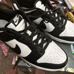 Nike Panda Dunks Size 10. (OBO)