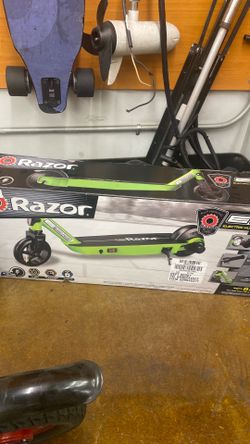 Razor scooter