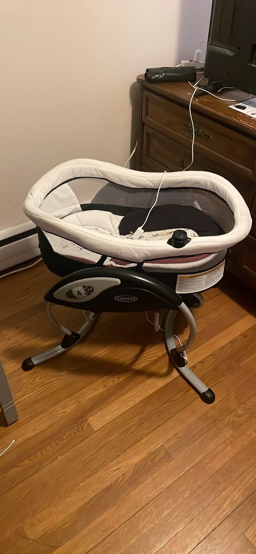 Graco Duoglider Bassinet