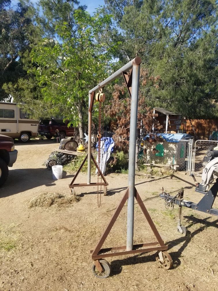 A-frame engine hoist