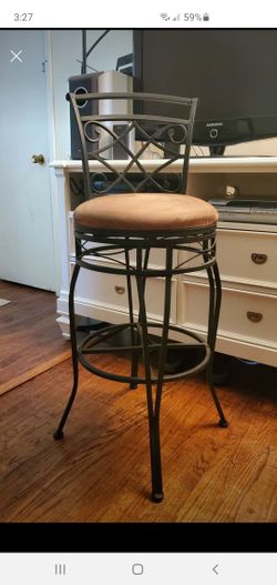 Single iron swivel bar stool