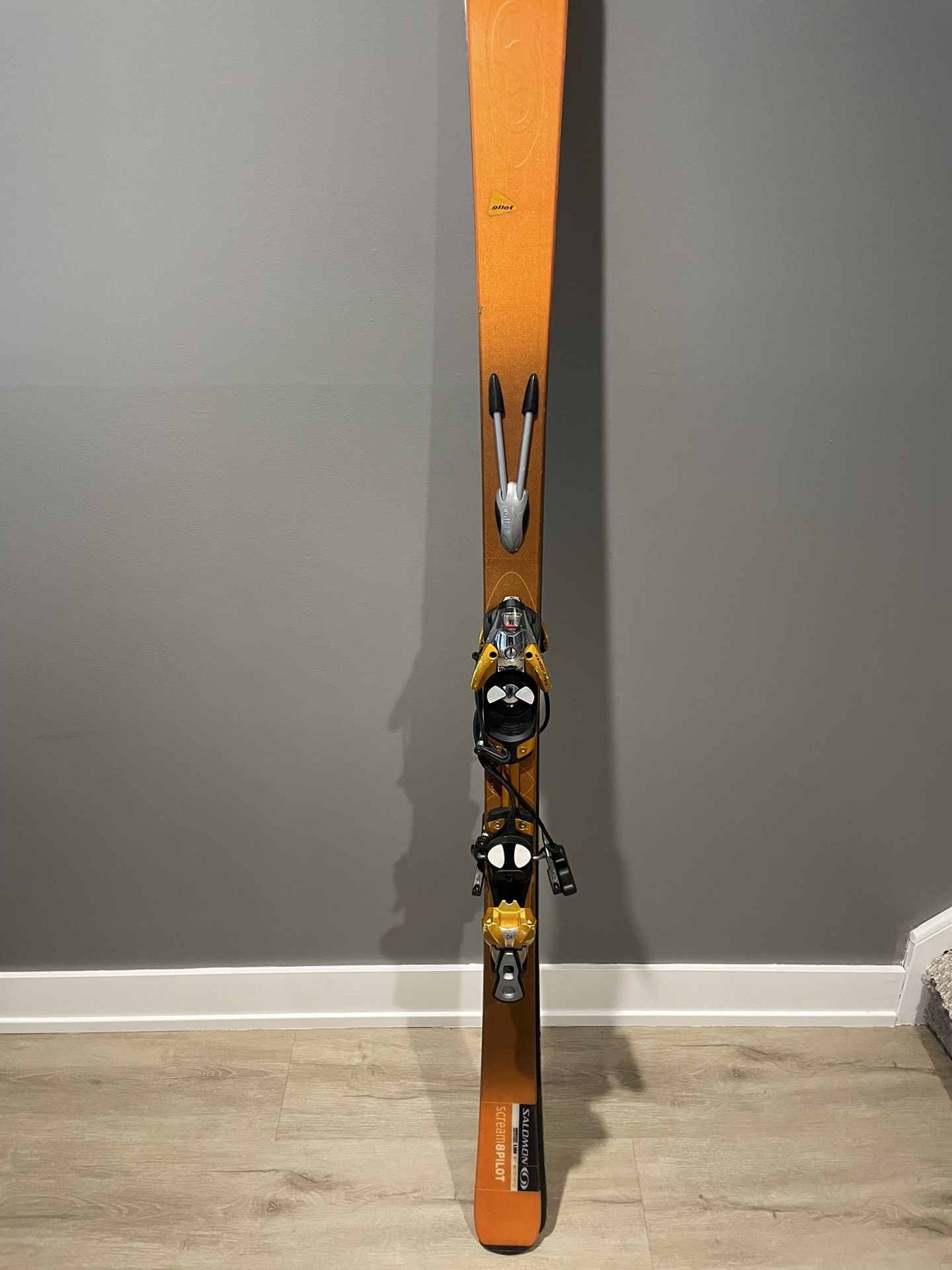 Salomon Ski 180 Scream 8 pilot