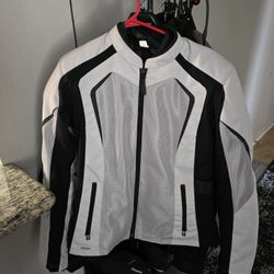 Women's Motorcycle Gear - Very Lightly Used 