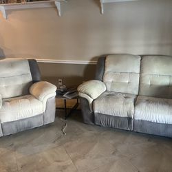Single Recliner And Reclining Love Seat 