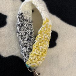 Handmade Crochet Wrist Size Lanyard Pepper, Yellow And White 