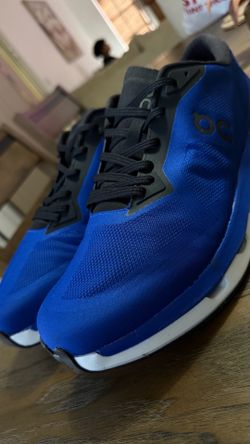 Cloudzone Sneaker Oncloud. Men’s Size 13