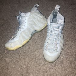 Nike foam posits GRAY Size :10