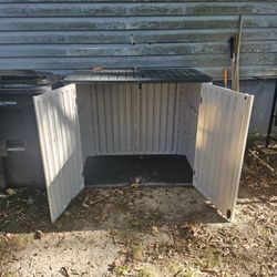 Storage Shed Wt Lock Feature 