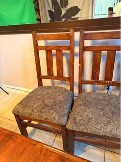 Very sturdy wood table w/ leaf & 6chairs