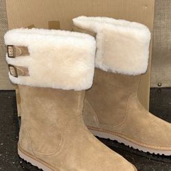 New In Box Uggs 
