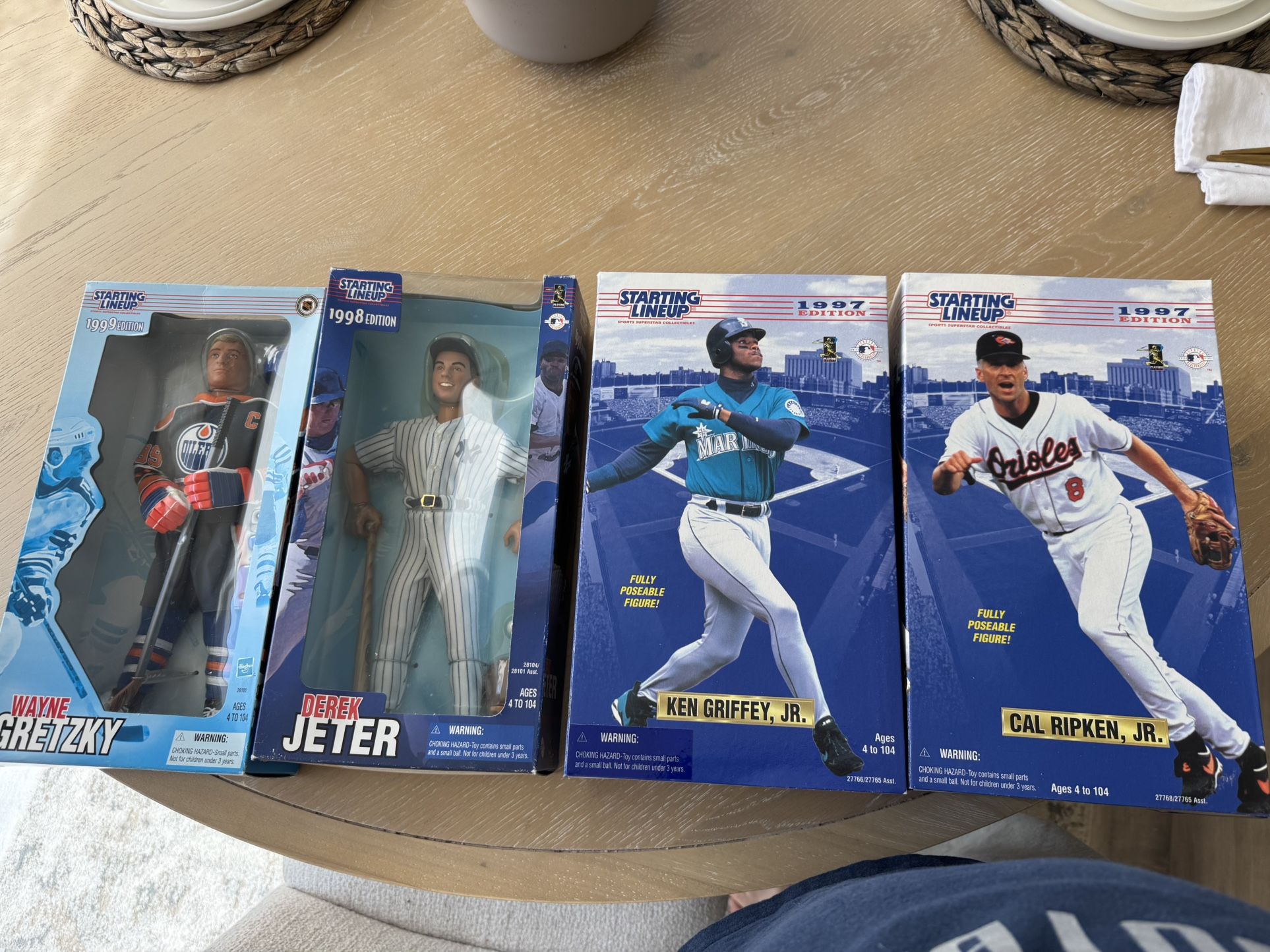 New In Box Gretzky Jeter Griffey Jr Ripken 12 Inch Starting Lineup