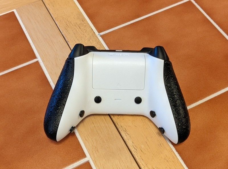 Custom Pro Xbox Controller With Six Back Buttons Custom Grips Custom ...