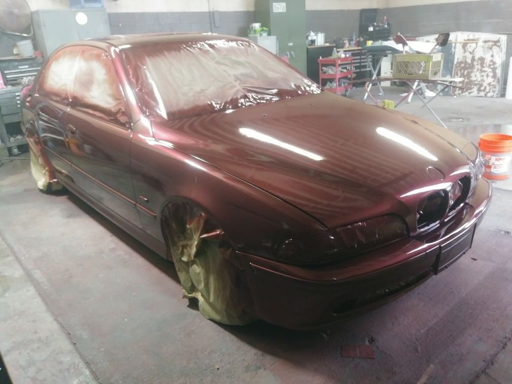 Trabajos d body shop y pintura d carros Buenos precios. Dr trabajan con aseguranzas.