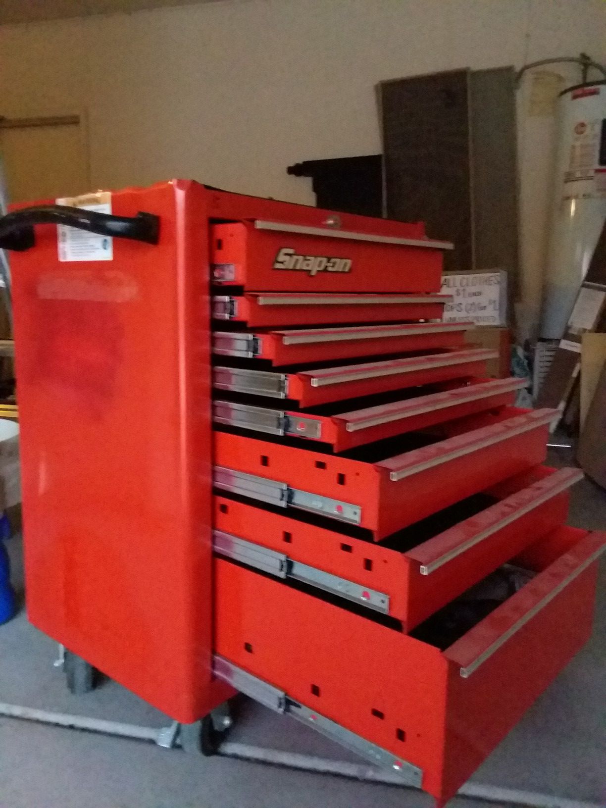 Snap on mobile tool box