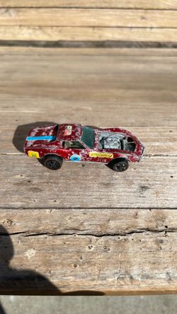 Red Line hot wheels 1967 Mattel custom Corvette.