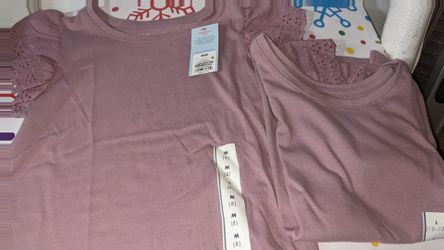 Cat and Jack Girl's Lilac Tshirt