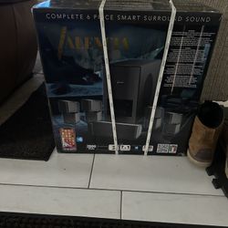 Valencia Home Theater 