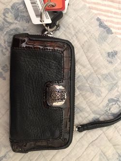 Brighton wallet