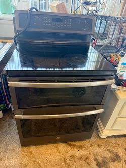GE PROFILE 30” ELECTRIC STOVE W/DOUBLE OVEN GLASS COOK TOP