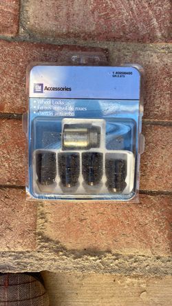 GM Accessories Wheel Lock Kit