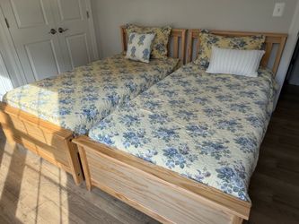 Plank & Beam  Farmhouse Twin  Bed- Solid Wood- Greenguard  8” Thick Mattresses