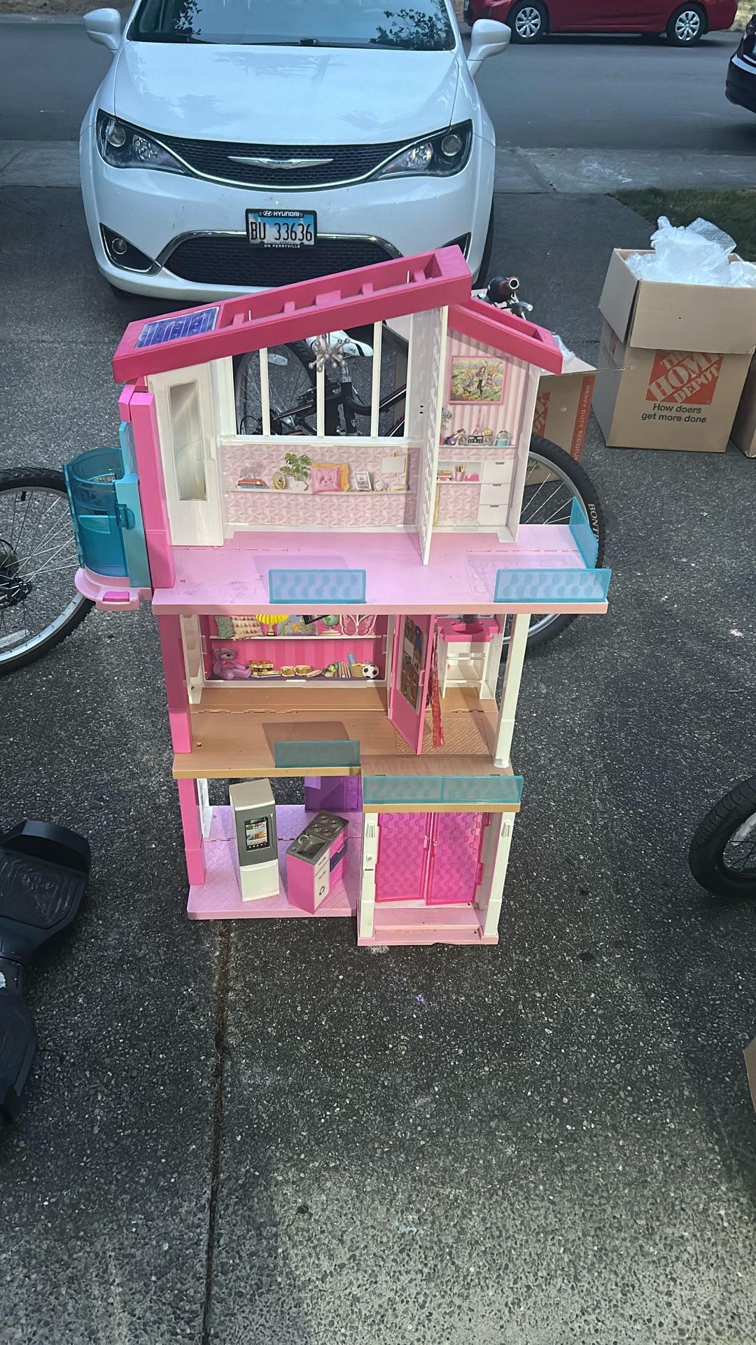 Barbie Play House
