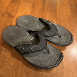 Men’s Crocs Flip Flips Shipping Available 
