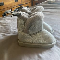 New Girls Boots 