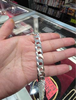 Silver Cuban link necklace