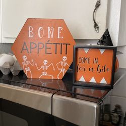 Halloween Kitchen Decoration