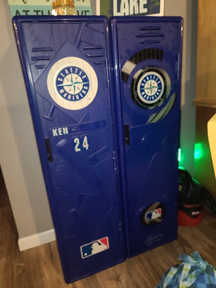 Sports Lockers, Cubby and Drawers