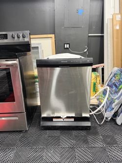 Frigidaire Dishwasher - BRAND NEW