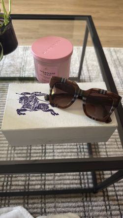 Women’s Burberry Sunglasses