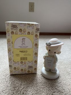 Precious Moments Figurine