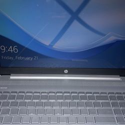 HP 15-dy1031wm 15.6 inch (256GB, Intel Core i3 10th Gen., 1.20GHz, 8GB)...