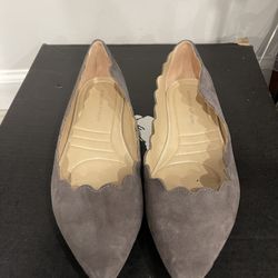Women 9.5 Grey Flats 