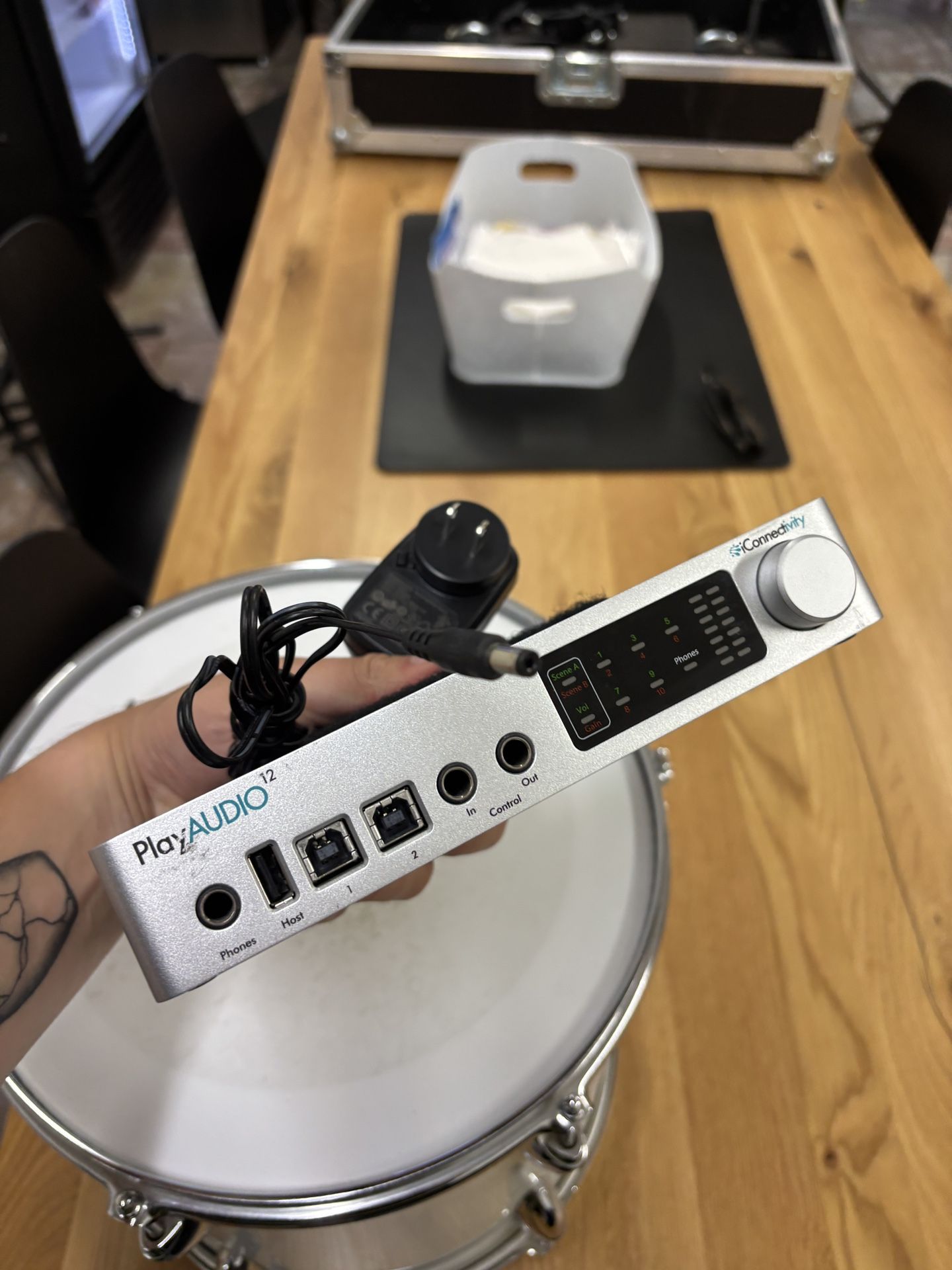 IConnectivity Play Audio 12 Interface