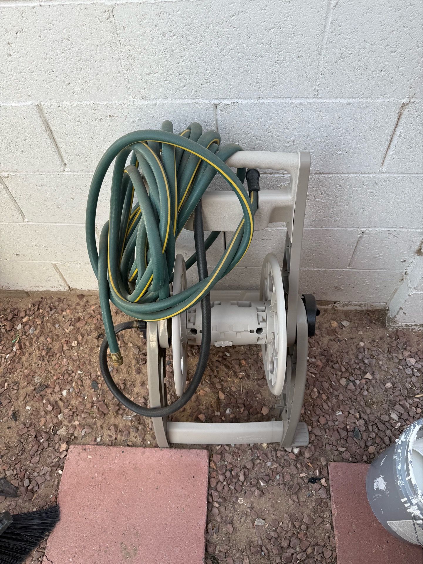 Hose Reel.