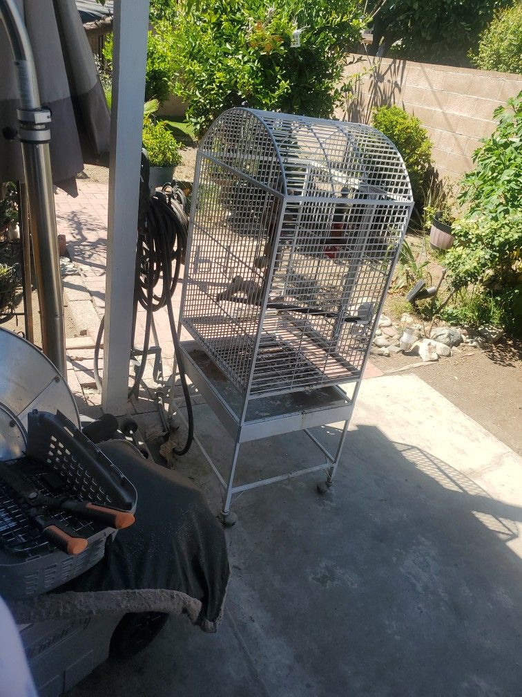 Dome Bird Cage