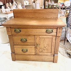 Vintage Oak Wash Stand